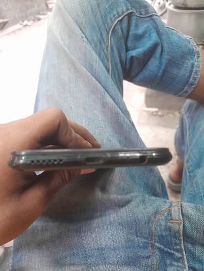 Infinix Hot 8