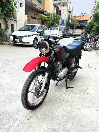 Suzuki GS 150 S Special Edition 2020 – Red | Genuine | Neat & Clean