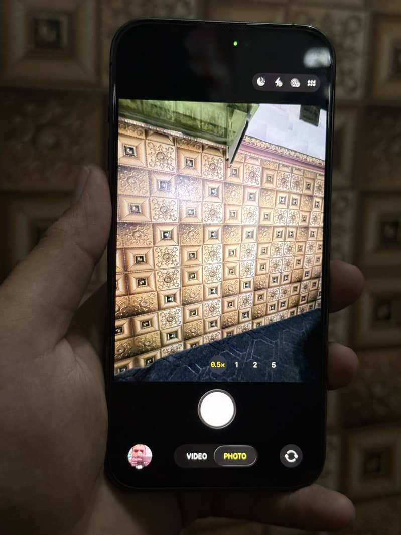 Apple iPhone 15 Pro Max 16