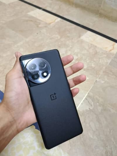 One Plus 11R