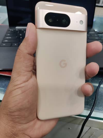 Google pixel 8