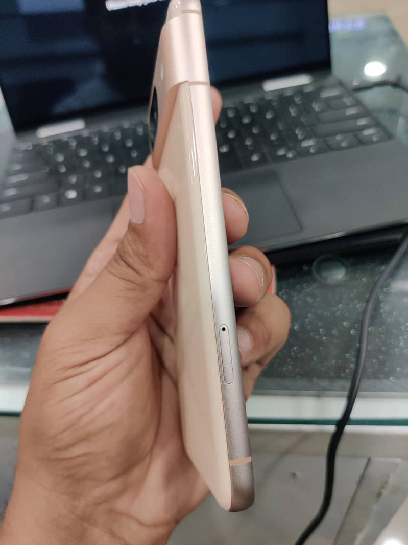 Google pixel 8 1