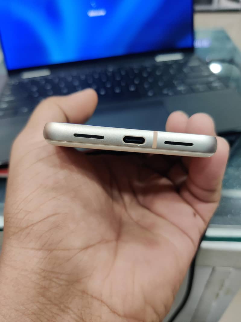 Google pixel 8 2