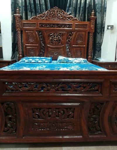 Wooden King Size Bed