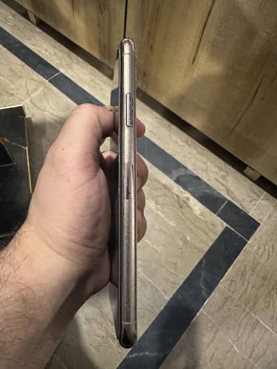 I Phone 11 Pro Max PTA