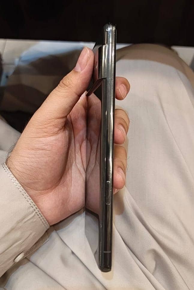 Google Pixel 7 Pro 4