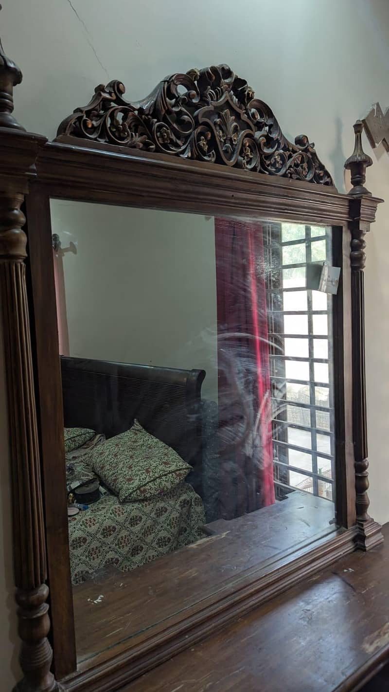 dressing table 1