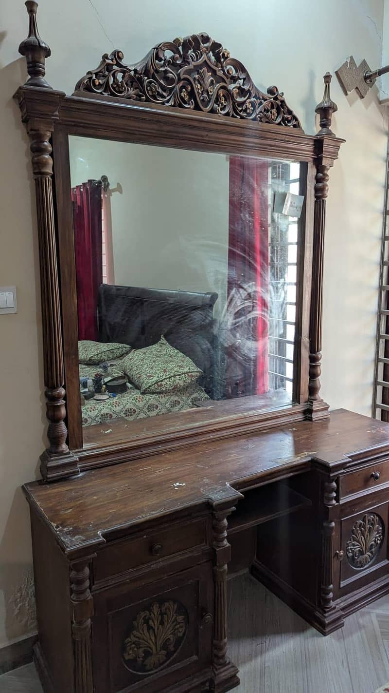 dressing table 2