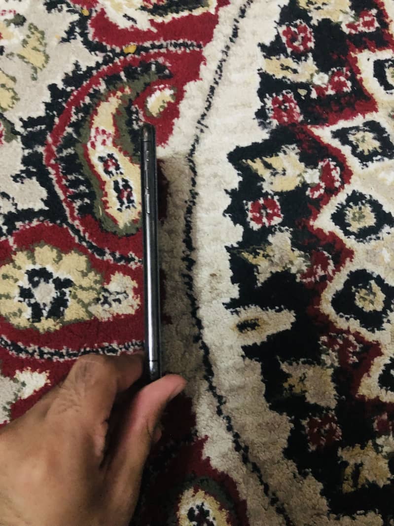 iPhone X 3