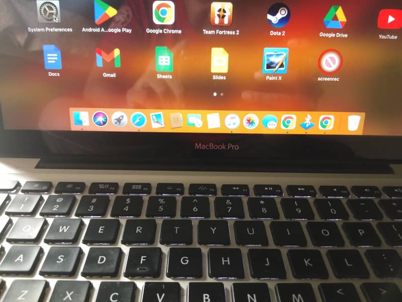 MacBook Pro 1