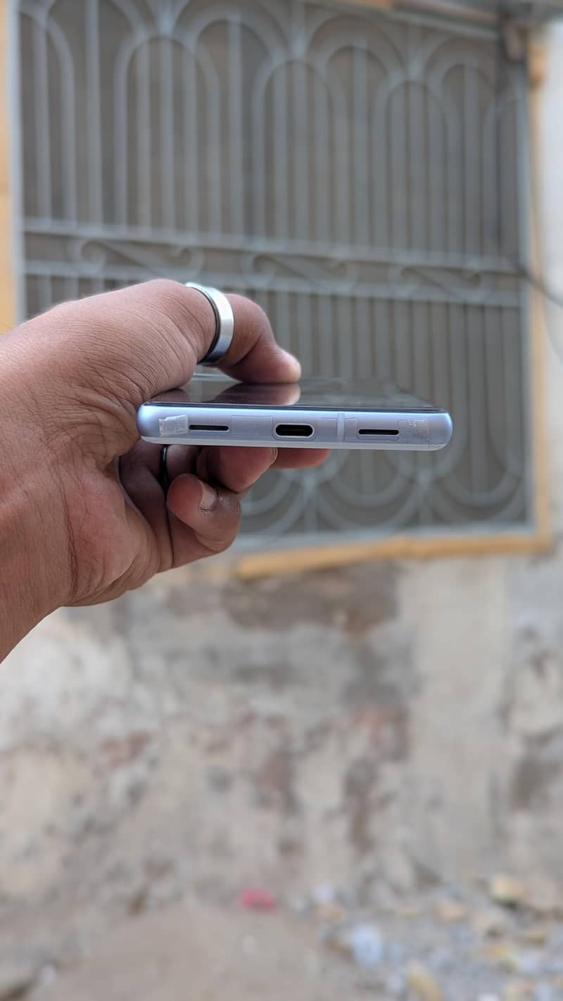 Google Pixel 7a 1