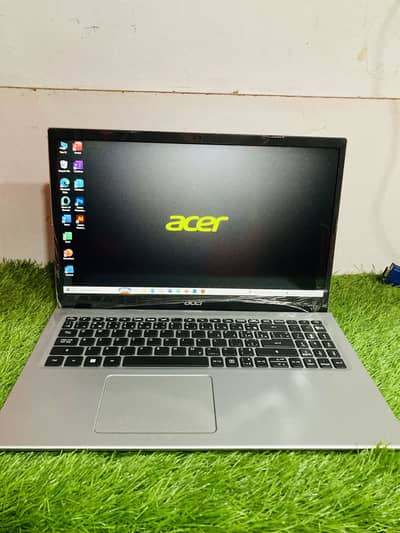 Acer aspire 3  series i5 11th generation 8/256