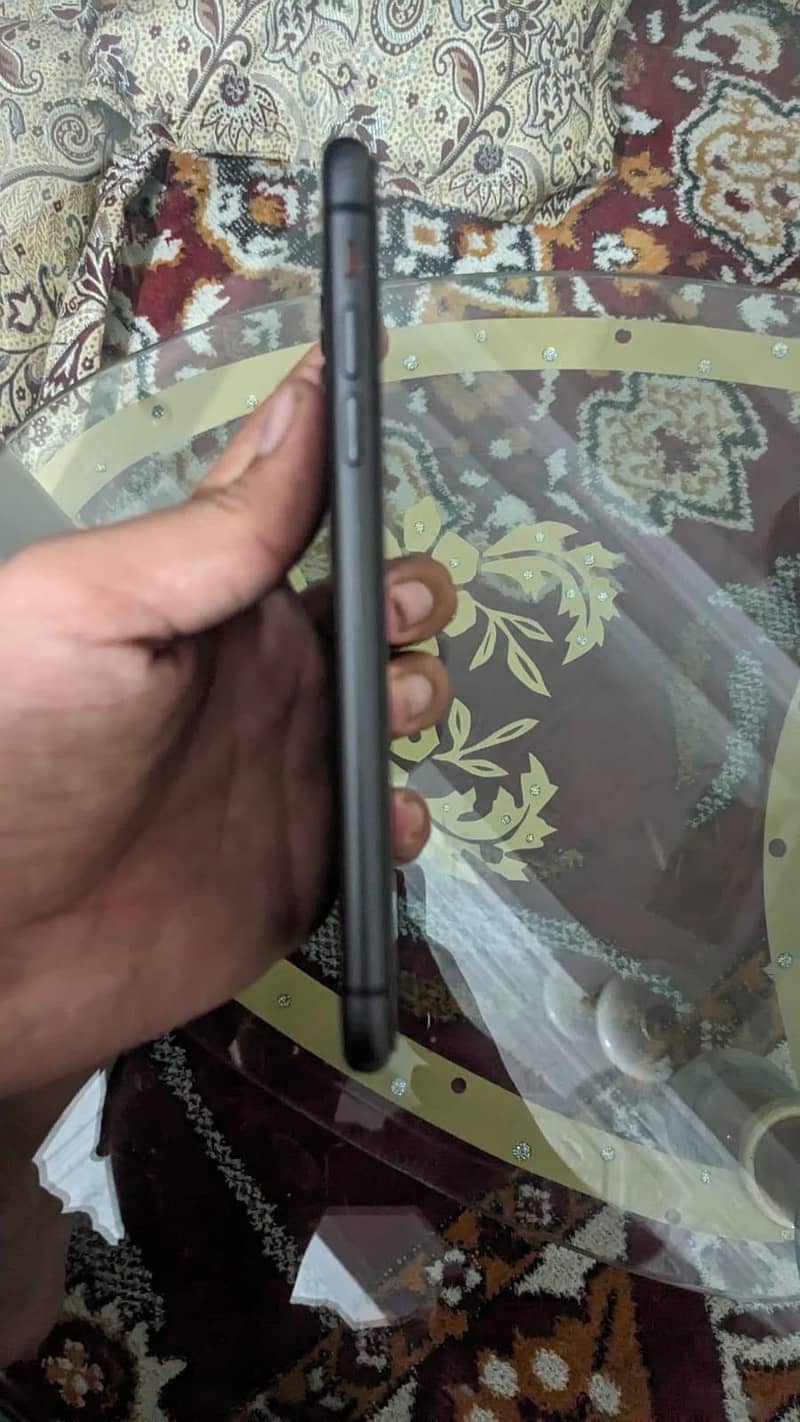 Apple iPhone 11 1