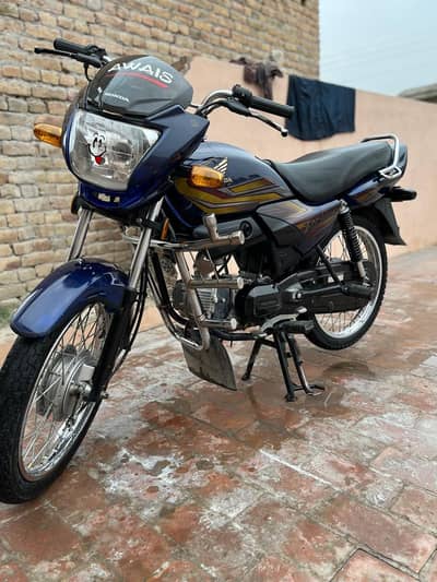 Honda Pridor – Excellent Condition | Low Mileage | Clean Documents