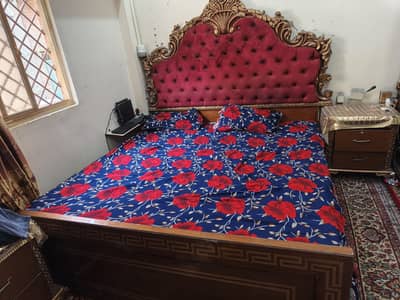 King Size Crown Bedset Furniture Complete