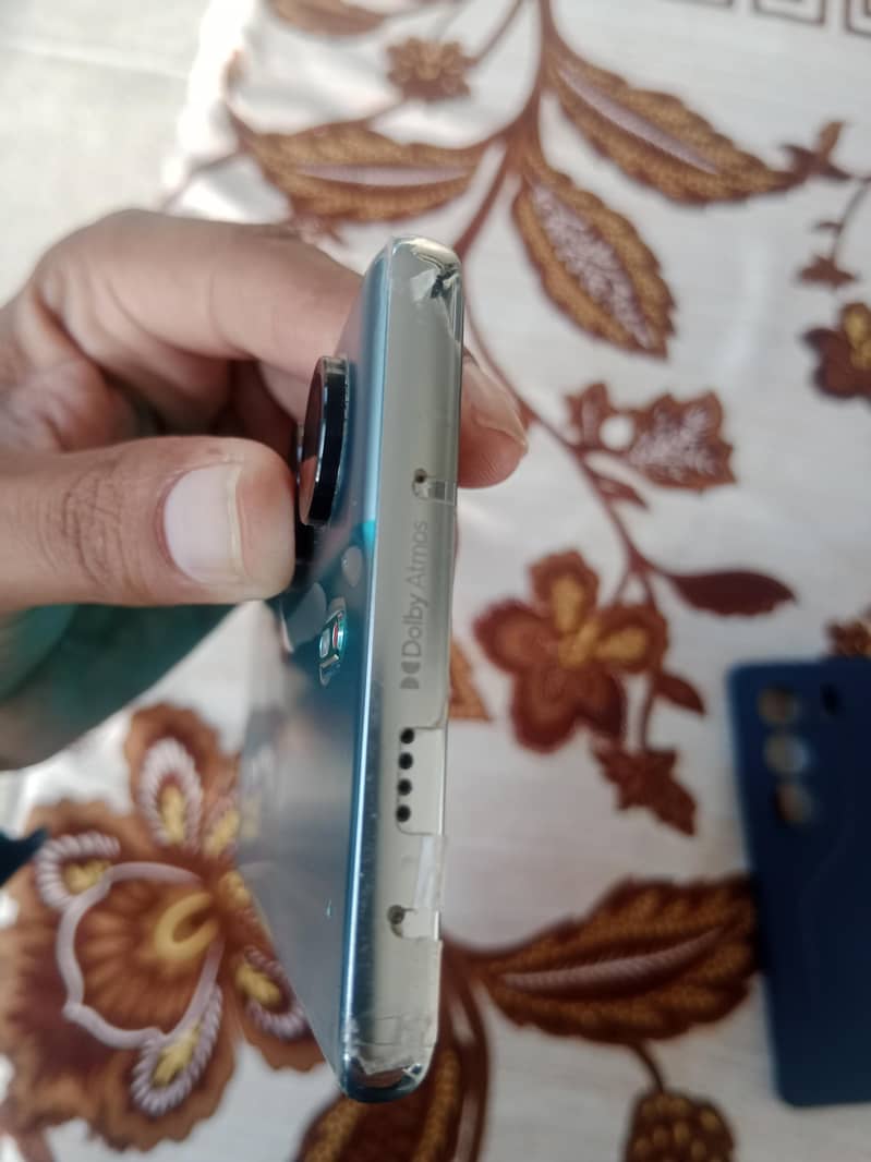 Tecno CAMON 40 Pro 2