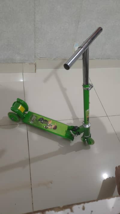 Kids Foldable Scooter – Green Color | Good Condition