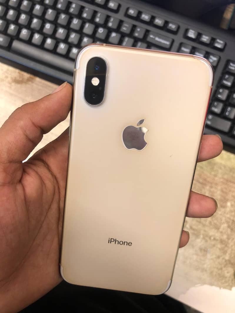 Apple iPhone XS 0