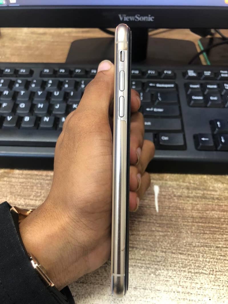 Apple iPhone XS 2