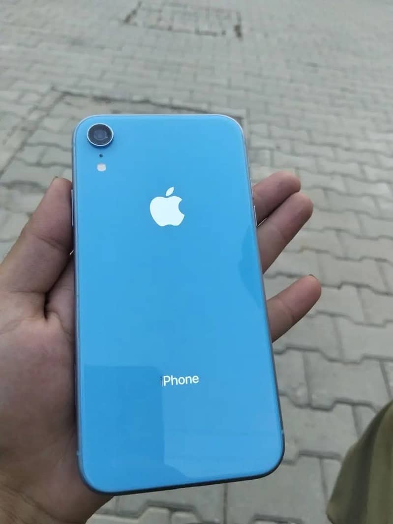 Apple iPhone X 5