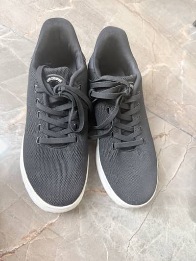 Interested buyers inbox karein.