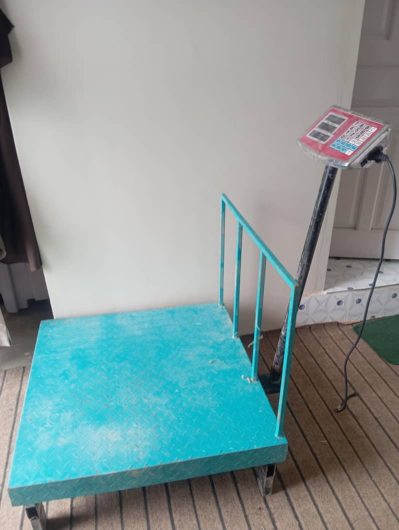 WEIGHT MACHINE 0