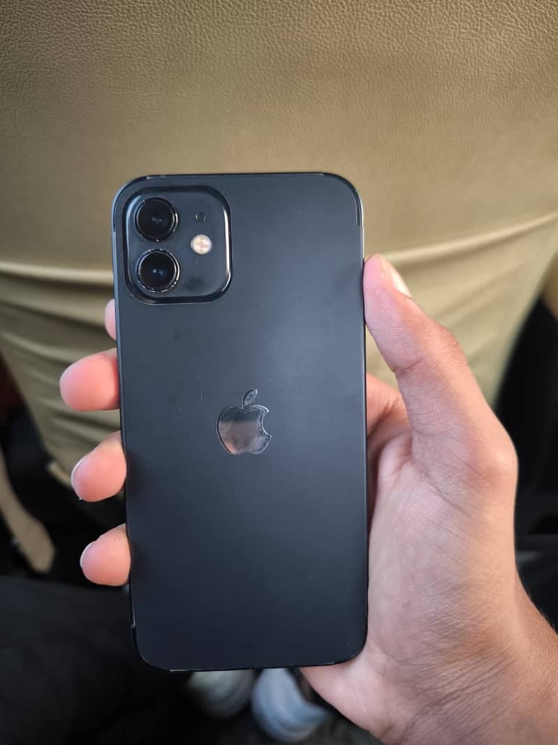 Apple iPhone 12 0