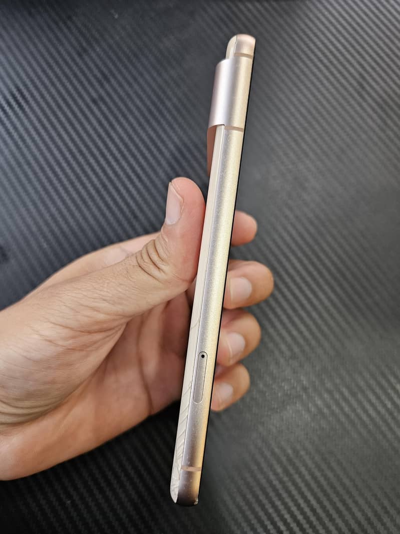 Google Pixel 8 1