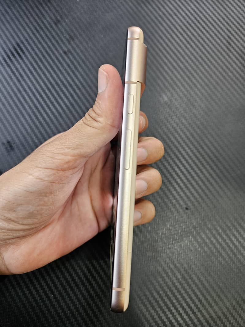Google Pixel 8 3