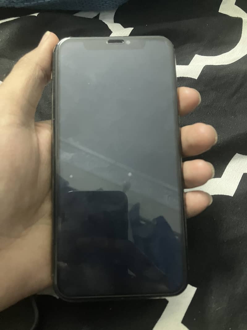 iPhone XS 1