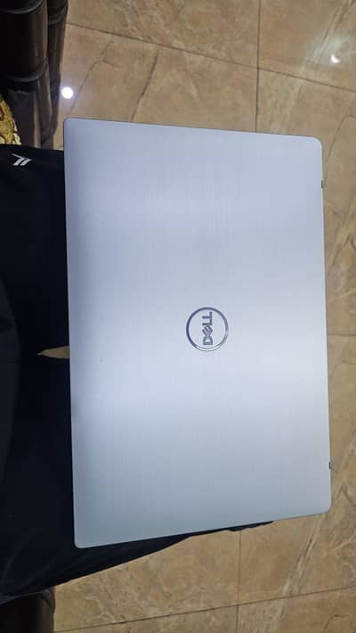 Dell latitude 7400
