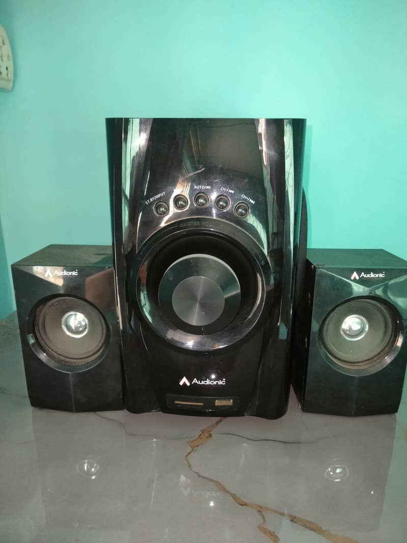 Audionic Mega 40 1