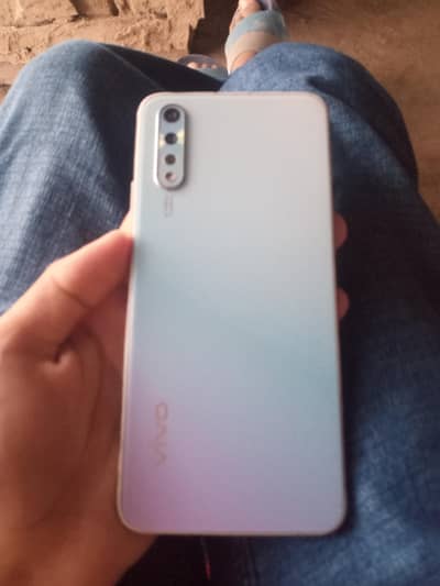 Vivo S1