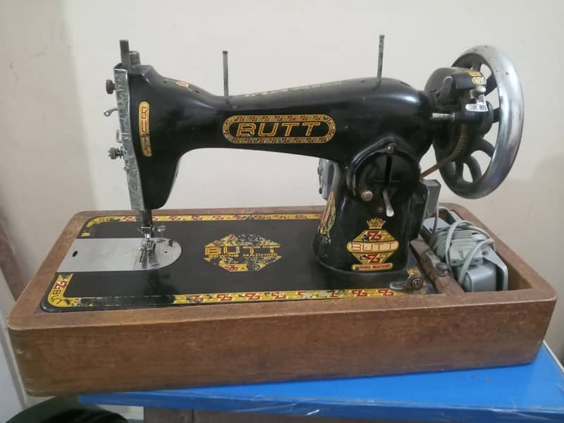 Sewing Machine - Silai Machine 0