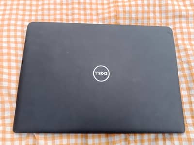 Core i5 (8th Gen, 8GB RAM, 256GB
