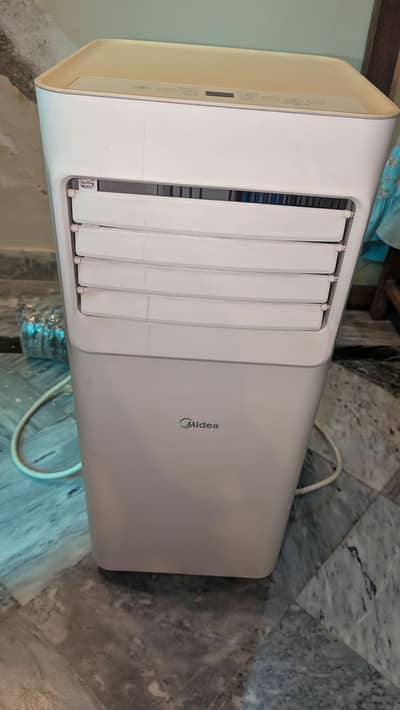 Midea Portable Mobile AC - 8500 BTU (Like New)