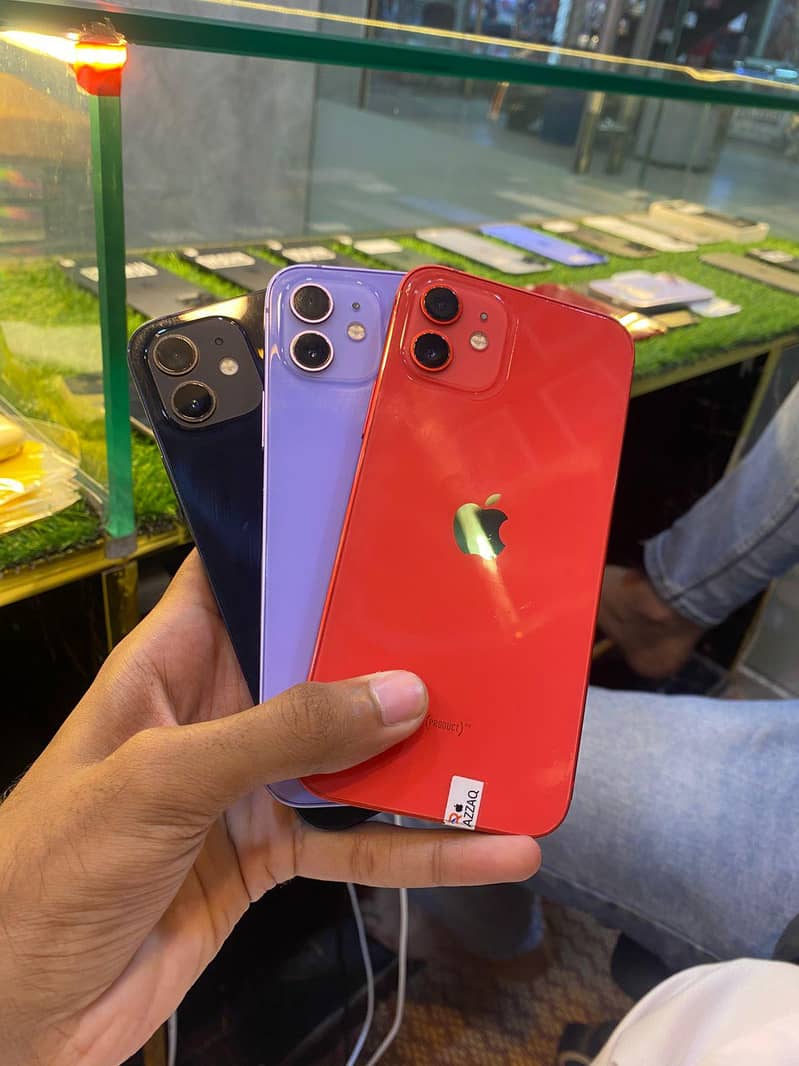 Apple iPhone 12 0