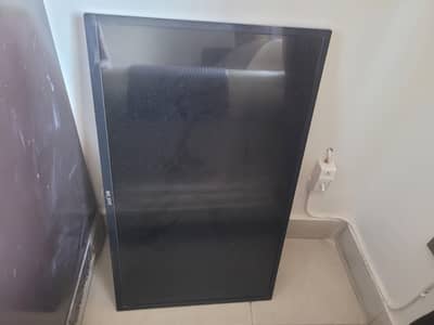 Orient LED TV 28 inch