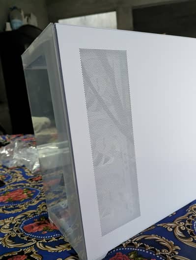 brand new box pack  gaming pc white 4rgb fan
