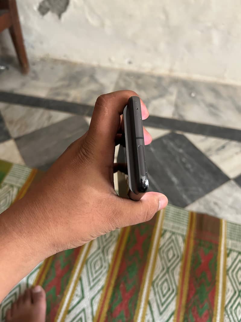 Google Pixel 8 Pro 9