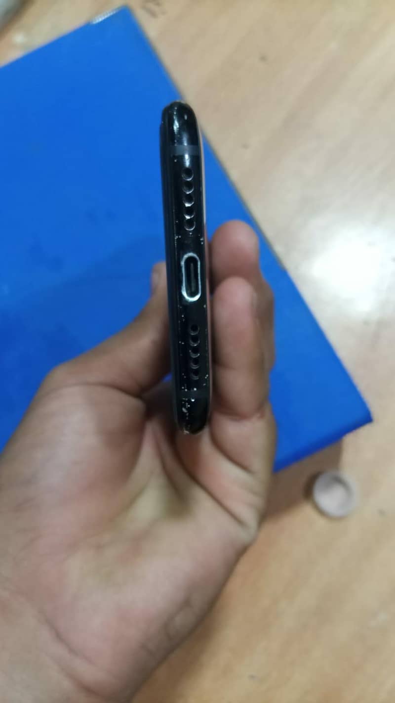One Plus 6T 1