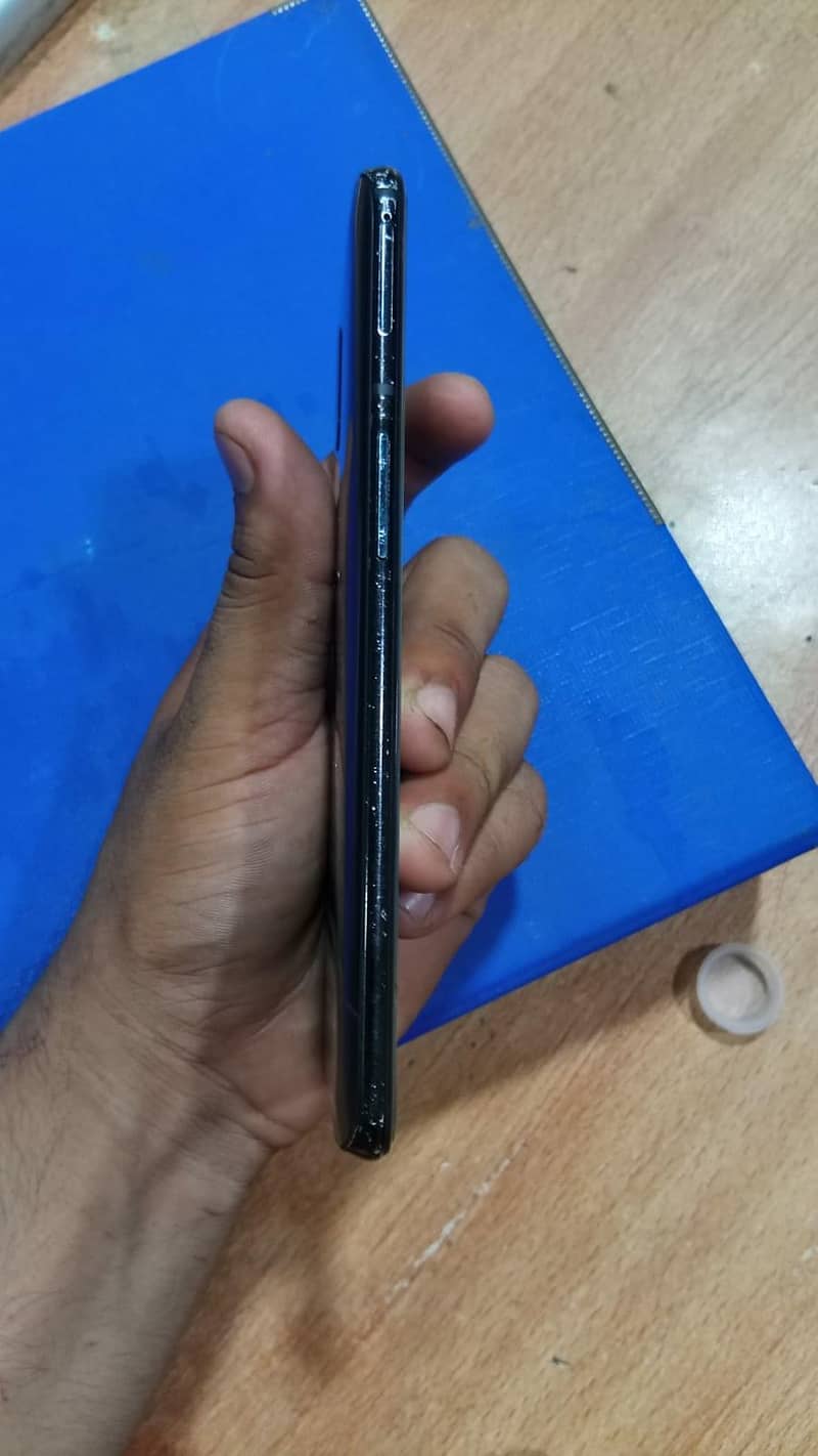 One Plus 6T 3