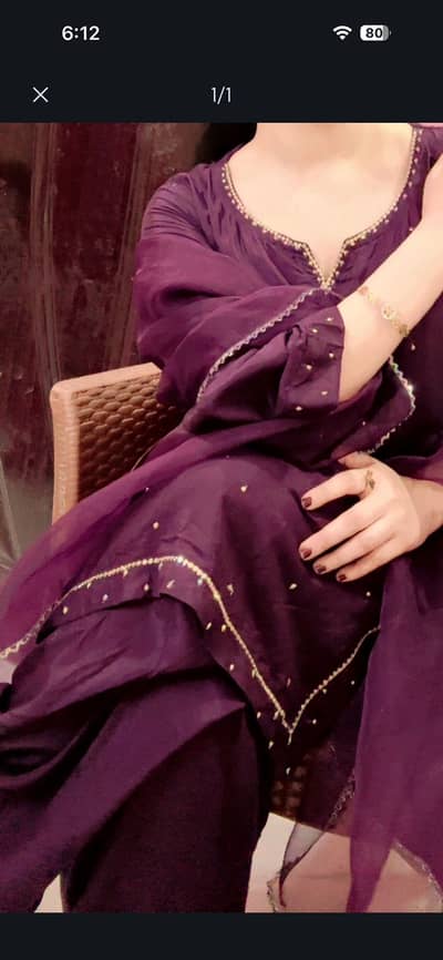 (Brand; BEEJAYS)Elegant 3-Piece Silk Suit