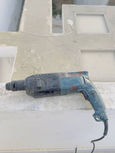 Heavy drill machine