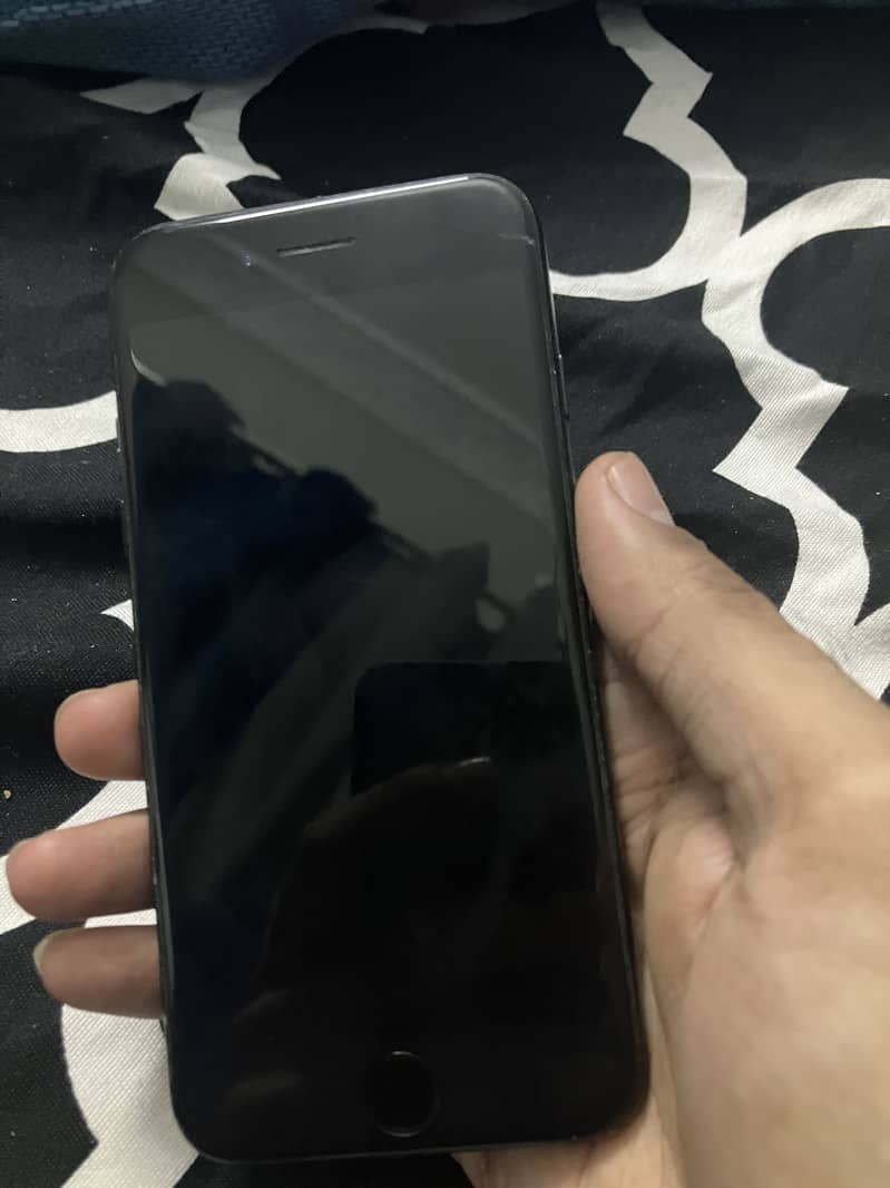 iPhone 7 0