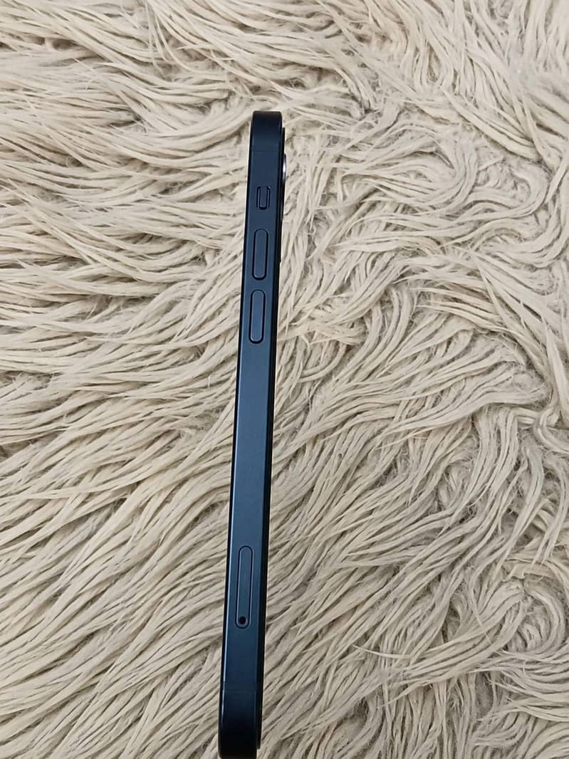 Apple iPhone 12 3