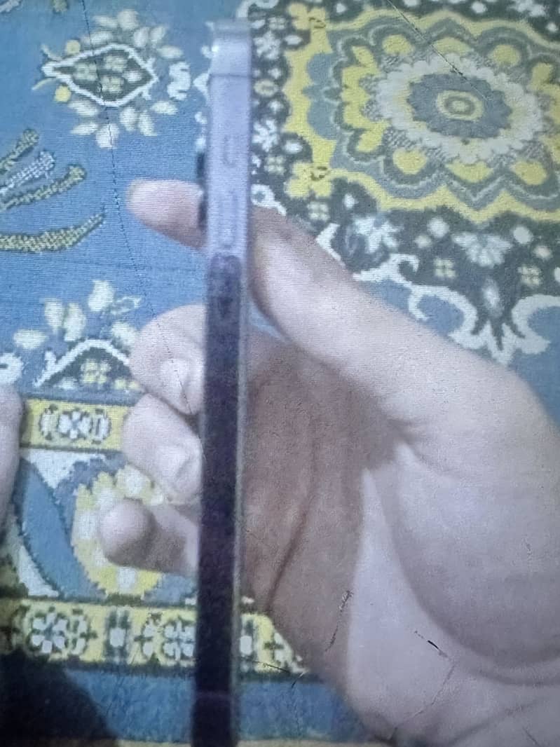 Apple iPhone 14 Pro 2