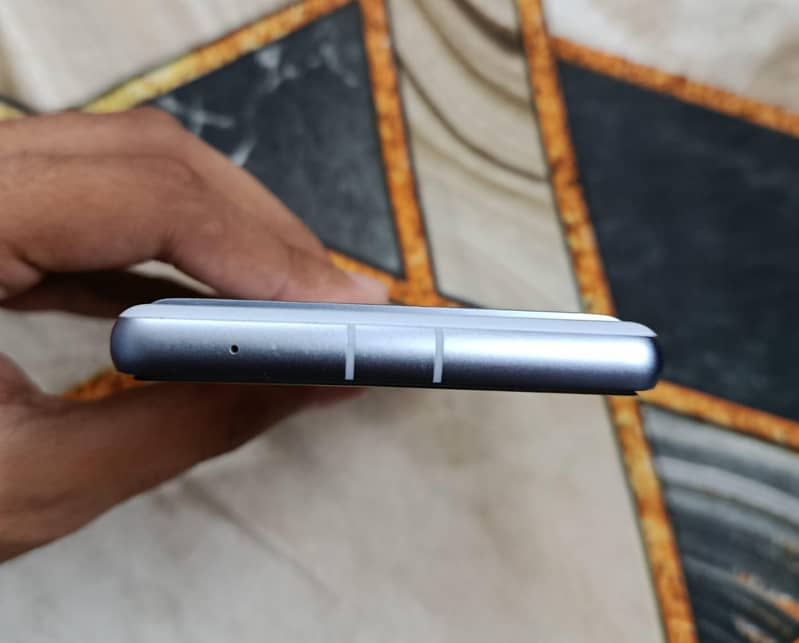 Google Pixel 7a 3