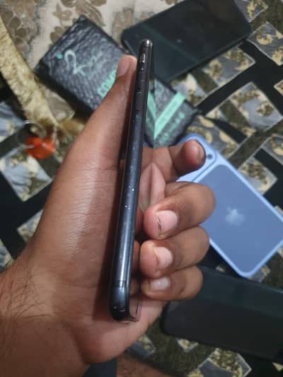 Apple iPhone 7