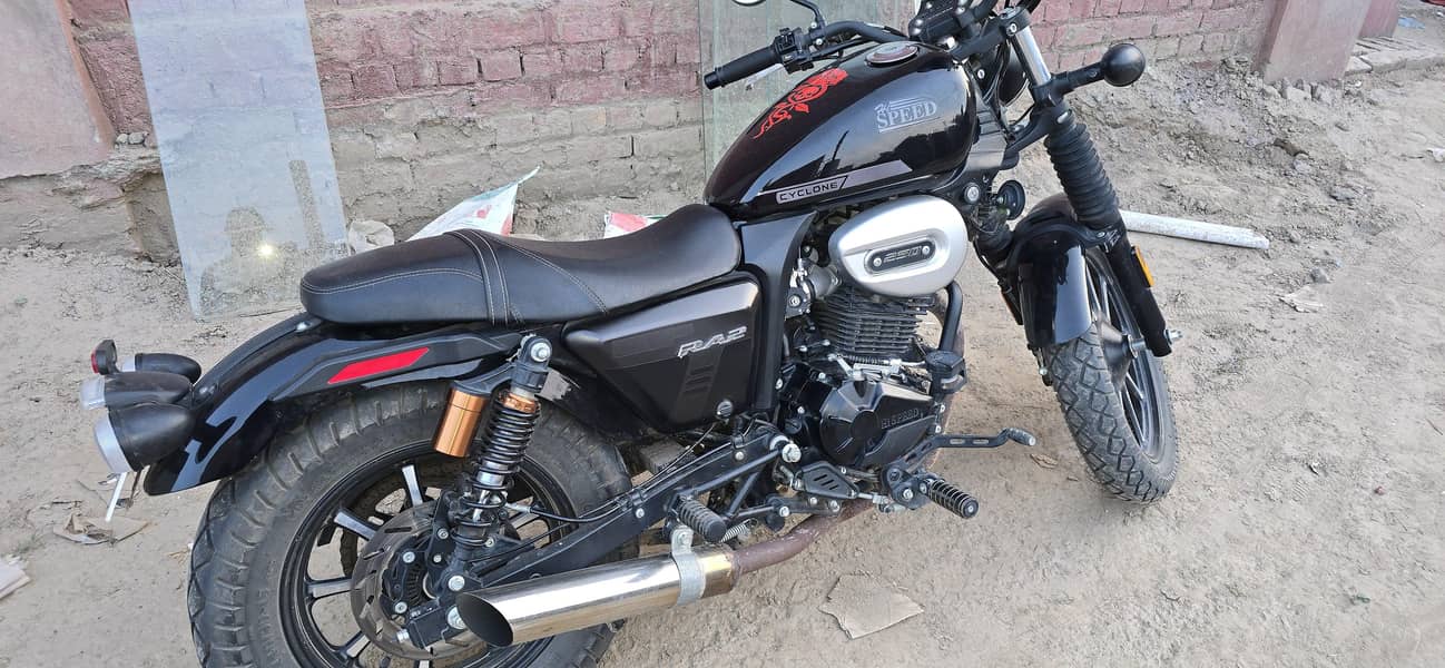 Cyclone 250cc 0